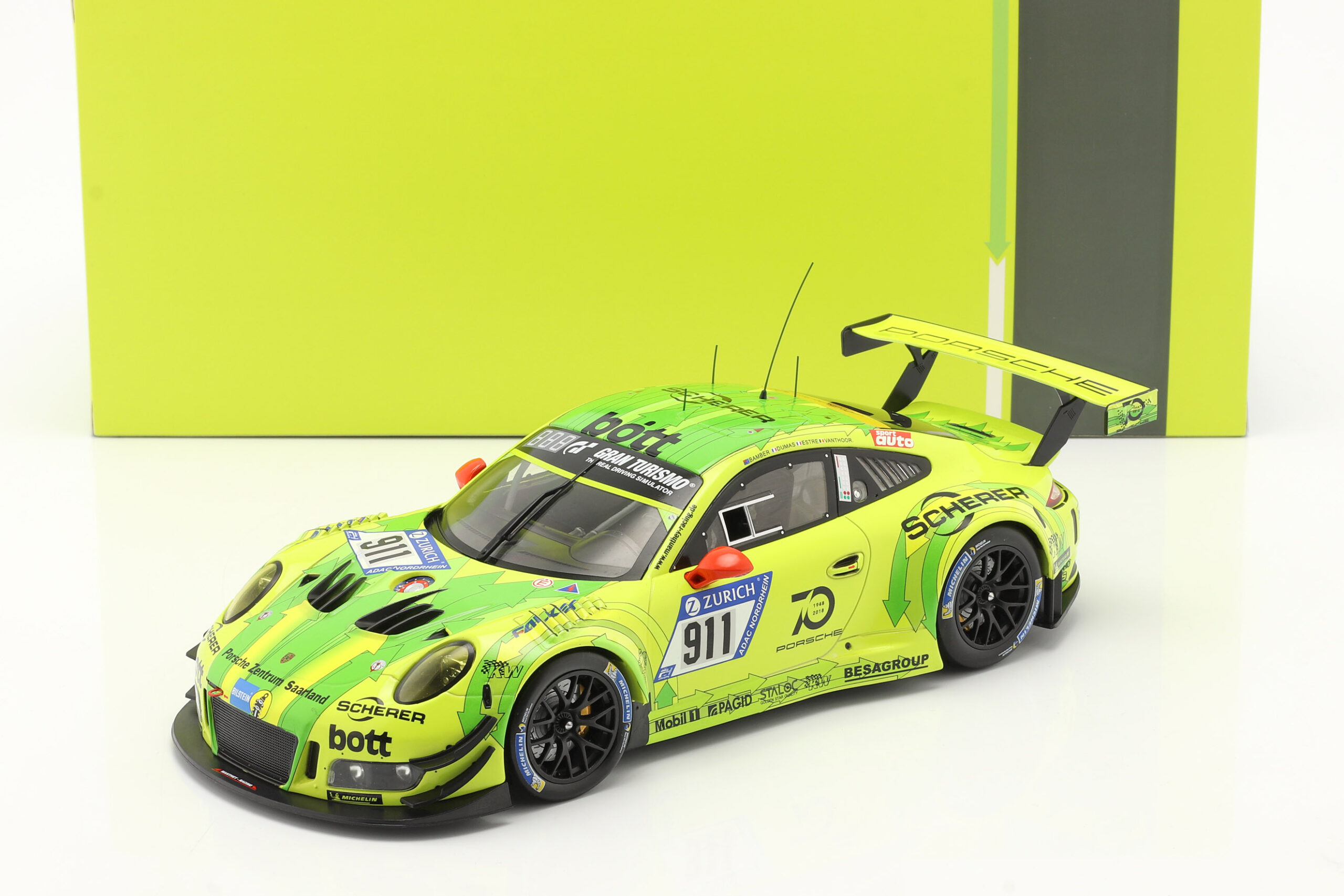 Porsche 911 GT3 R #911 24h Nürburgring 2018 Manthey Grello 1:18 Ixo