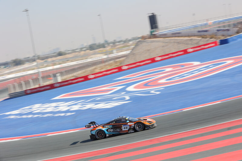 Posterdruck Optimum Motorsport 24h Dubai 2025